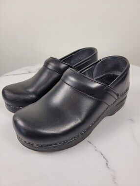 Dansko Professional Black Clog Shoes Size: 6US
